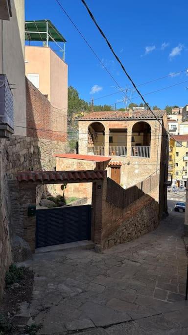 Habitacion Roca Foradada En Casa Cami De Les Aiguees Monistrol De Montserrat المظهر الخارجي الصورة