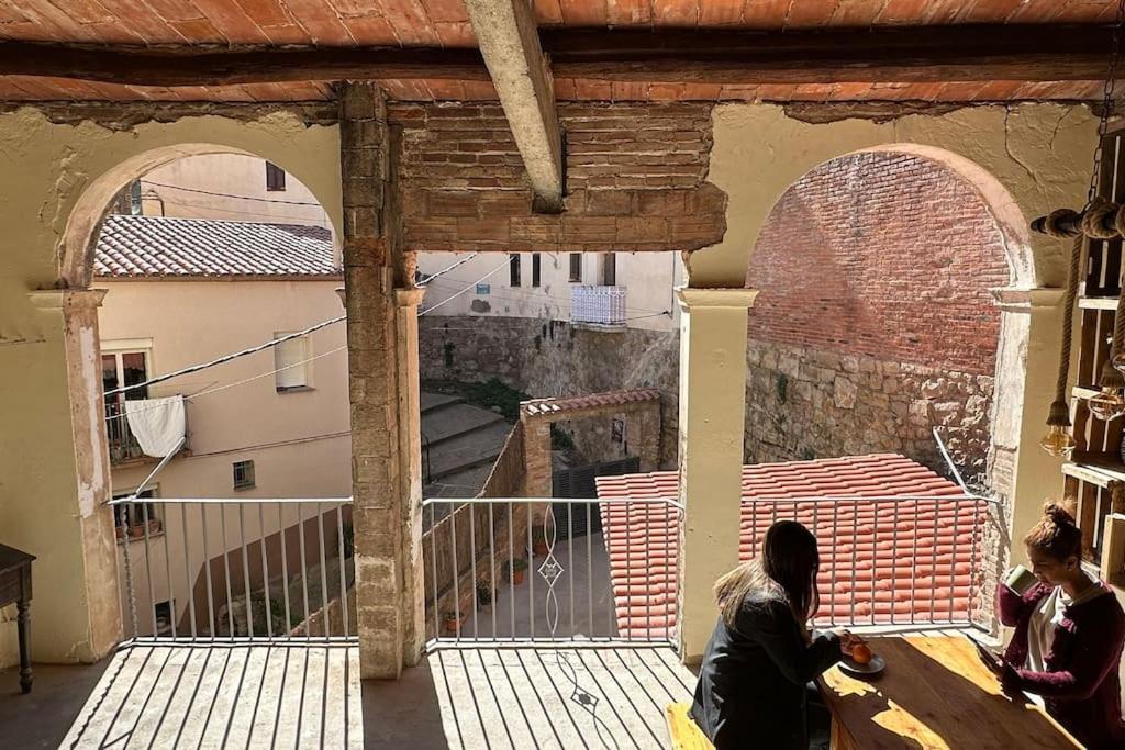 Habitacion Roca Foradada En Casa Cami De Les Aiguees Monistrol De Montserrat المظهر الخارجي الصورة